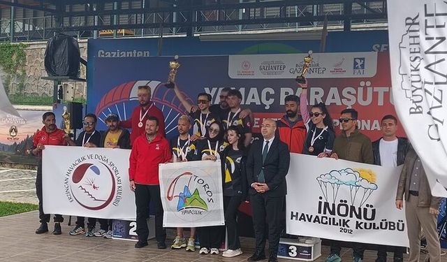 Gaziantep'te düzenlenen Türkiye Yamaç Paraşütü Hedef Yarışması sona erdi
