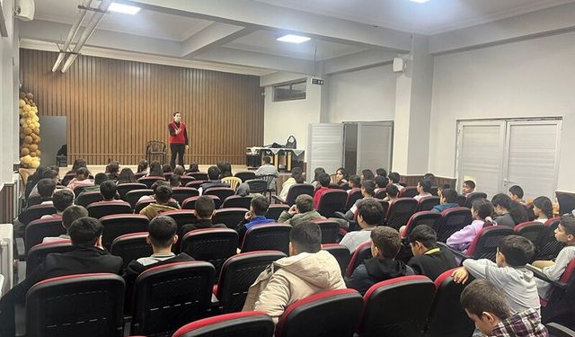 Şanlıurfa'da 3 yılda 155 bin öğrenciye bağımlılıkla mücadele eğitimi