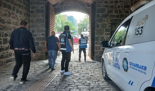 Diyarbakırlılar İstedi Büyükşehir Belediyesi Araç Girişi Sorununu Çözdü