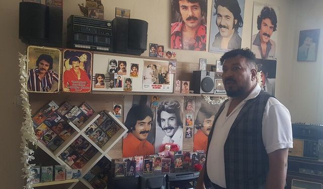 Ferdi Tayfur sevgisini evindeki özel odada yaşatıyor