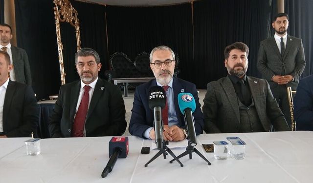 Huzur Partisi Genel Başkanı Zafer Emanetoğlu Diyarbakır'da Basın Mensupları İle Buluştu