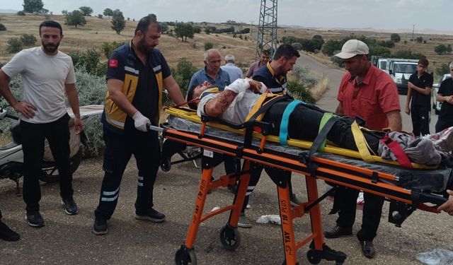 Mardin'de otomobil ile çarpışan motosikletin sürücüsü yaralandı