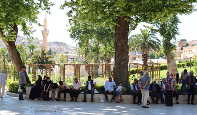 Şanlıurfa'da Termometre 43 dereceyi gösterdi