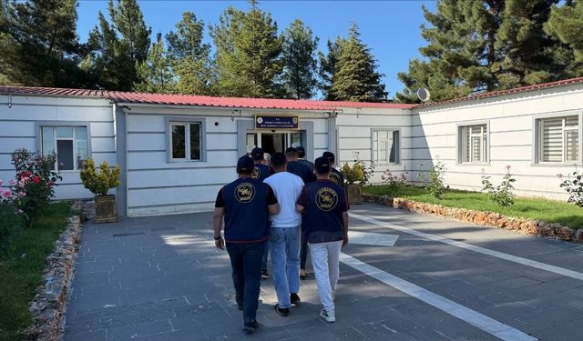 Diyarbakır'da çeşitli suçlardan aranan 152 kişi yakalandı