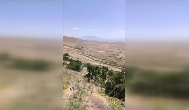 Devrilen traktörün römorkundaki 1 kişi öldü, 23 kişi yaralandı