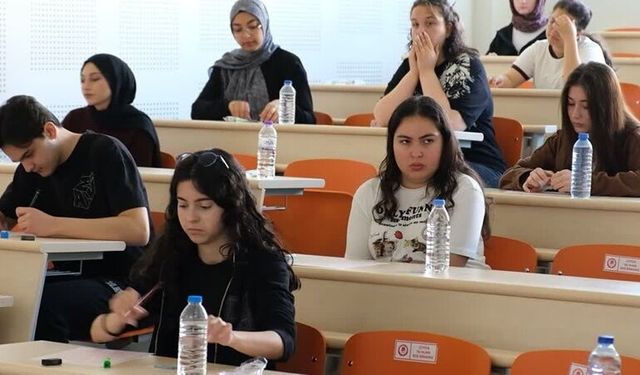 Lise öğrencileri YKS provasında gerçek sınav deneyimi yaşadı
