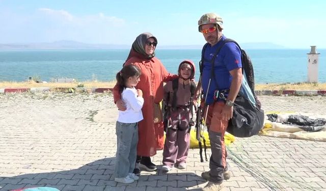 Down sendromlu Zeynep ‘e doğum gününde sürpriz!