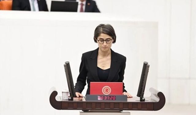 DEM Parti Milletvekili Cupolo, kanser ilaçlarına erişim sorununu Meclis gündemine taşıdı