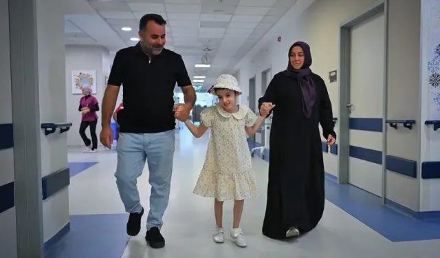 8 Yıl Süren Epilepsi Nöbetlerinin Ardından Yeniden Yürüyüp Konuşmaya Başladı