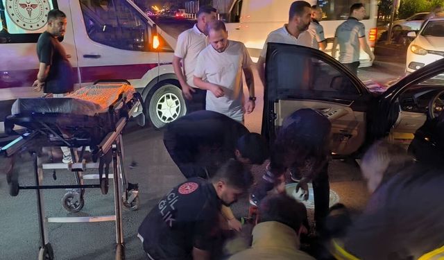 İki otomobilin çarpışması sonucu 2 kişi yaralandı