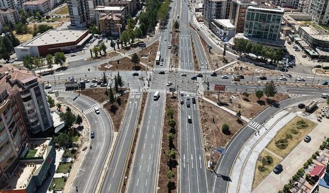 Diyarbakır’da Sürücülere Kritik Uyarı! Bu Yol 2 Gün Trafiğe Kapanıyor