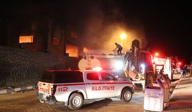 Ambalaj fabrikasında çıkan yangın kontrol altına alındı