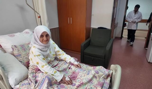 Bitlis’te 70 Yaşındaki Hastaya Kapalı Yöntemle Başarılı Bağırsak Ameliyatı