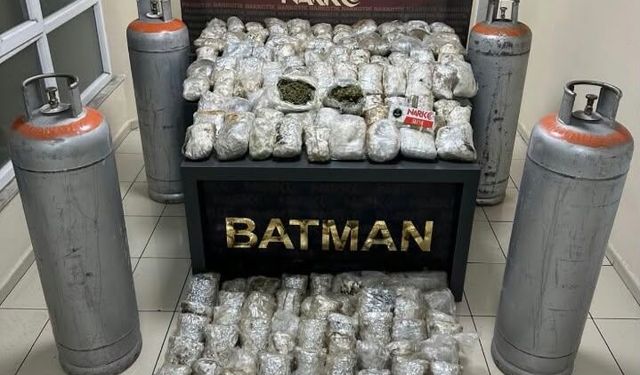 Sanayi tüplerinde 87 kilo 500 gram sentetik uyuşturucu ele geçirildi