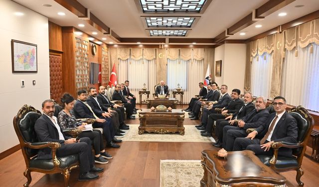 Malezya Büyükelçisi’nden Diyarbakır Valisi Zorluoğlu’na ziyaret
