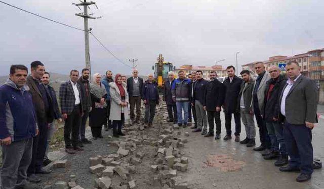 Kulp'ta doğal gaz için ilk kazma vuruldu