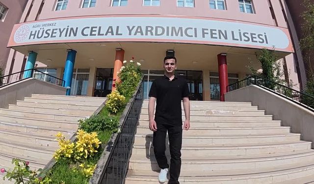 AYT sayısal alanda tam puan alan Ağrılı Onur, başarısını düzenli çalışmaya borçlu