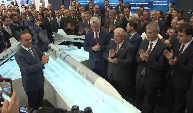 Türkiye’nin ilk RamJet füzesi GÖKHAN sahneye çıktı