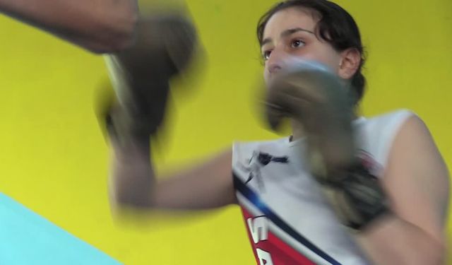Milli sporcu İdilnur, baba mirasını Avrupa'da zirveye taşımak için çalışıyor