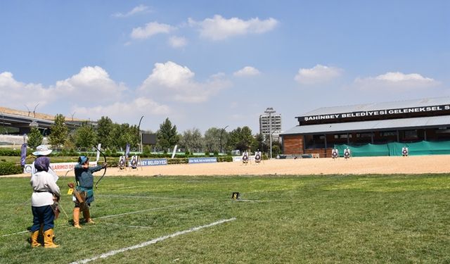 Aksaçlılar Okçuluk Yarışması başladı