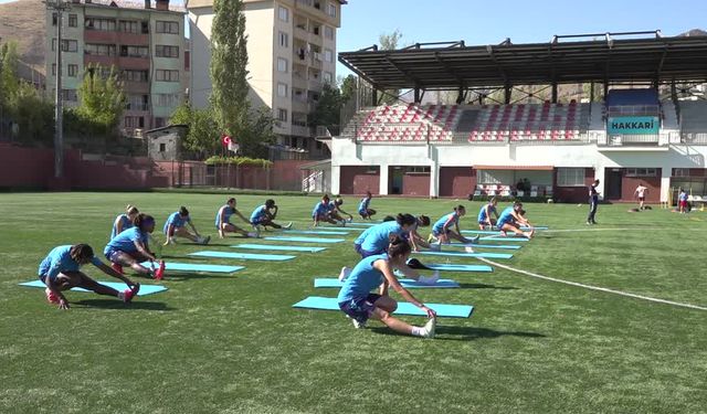 Turkcell Kadın Futbol Süper Ligi'nde yeni sezonda Hakkari'den iki takım boy gösterecek