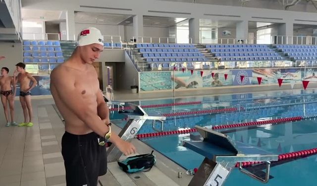 Genç milli yüzücü Emre Onuş'un hedefi Avrupa'da kürsü