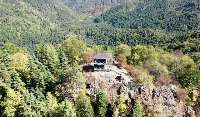 Yedigöller doğa tutkunlarını sonbaharın güzelliğinde yolculuğa çıkarıyor