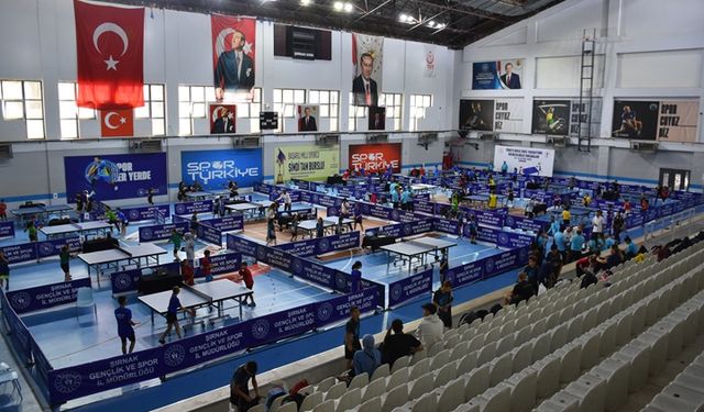 Şırnak'ta Masa Tenisi Küçükler Bölge Şampiyonası başladı