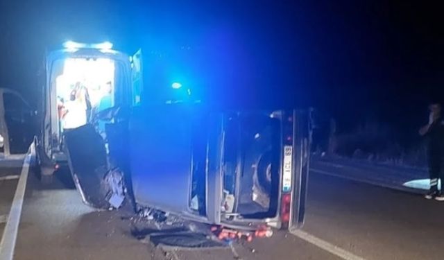 Zincirleme trafik kazasında 10 kişi yaralandı