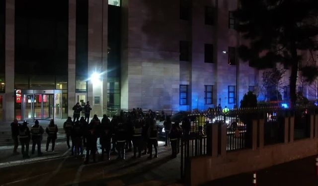 Yasa dışı bahis operasyonunda 16 zanlı tutuklandı
