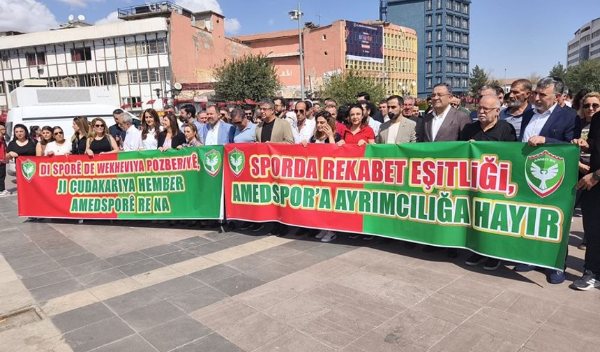 Diyarbakır’daki STK’lardan Dağkapı Meydanı’nda Amedspor Mesajı