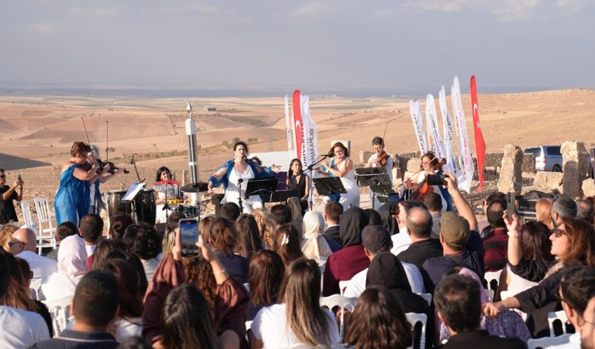 Diyarbakır’da 3 bin yıllık Zerzevan’da büyüleyici konser