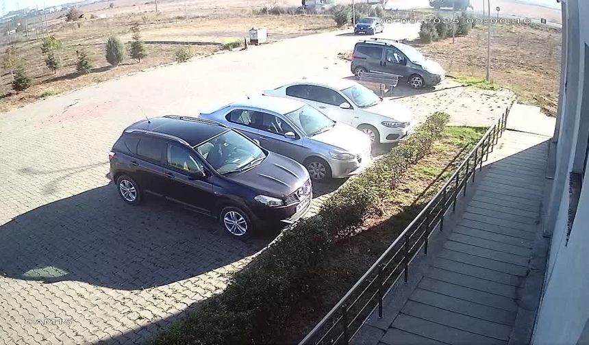 Tırın çarptığı otomobilin sürücüsü öldü