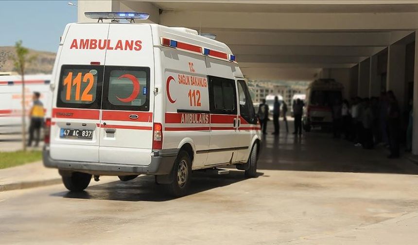 50 yaşındaki Emine Kaya traktör altında kalarak hayatını kaybetti
