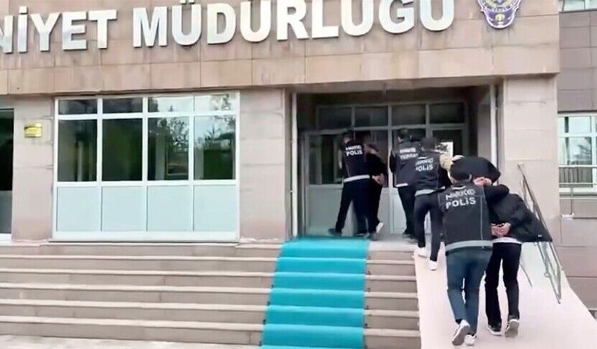 76 ilde uyuşturucu madde satıcılarına yönelik  operasyon