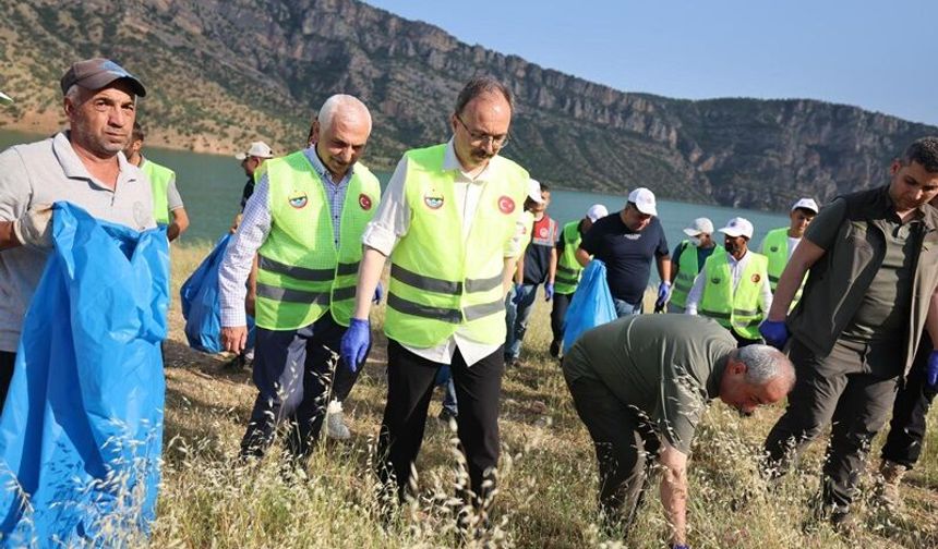 Botan Vadisi Milli Parkı'nda çevre temizliği yapıldı