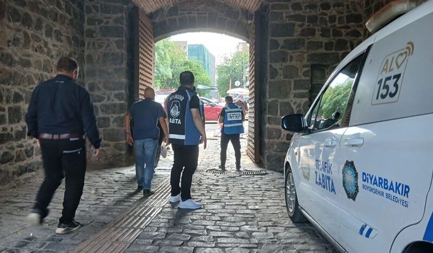 Diyarbakırlılar İstedi Büyükşehir Belediyesi Araç Girişi Sorununu Çözdü