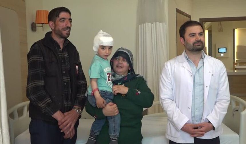 Erzurum Şehir Hastanesi biyonik kulak ameliyatıyla duymayan çocuklara umut oluyor