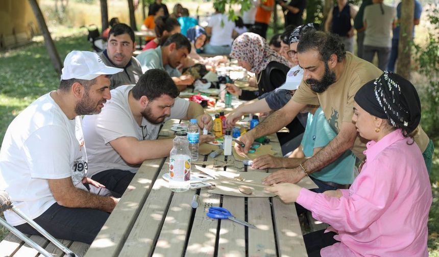Agroekoloji İklim Okulu’nda atıklar sanata dönüştü
