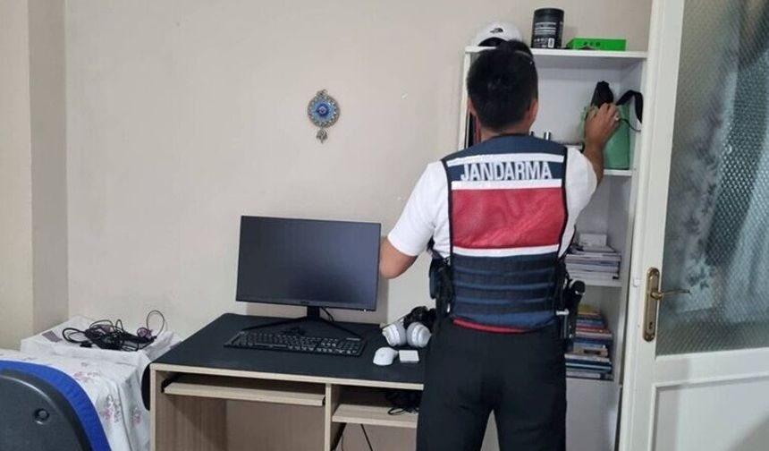 MİT'ten kredi kartı dolandırıcılarına yönelik operasyon