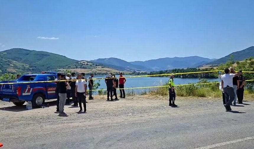 iki gündür kayıp olan kadın baraj gölündeki aracında ölü bulundu
