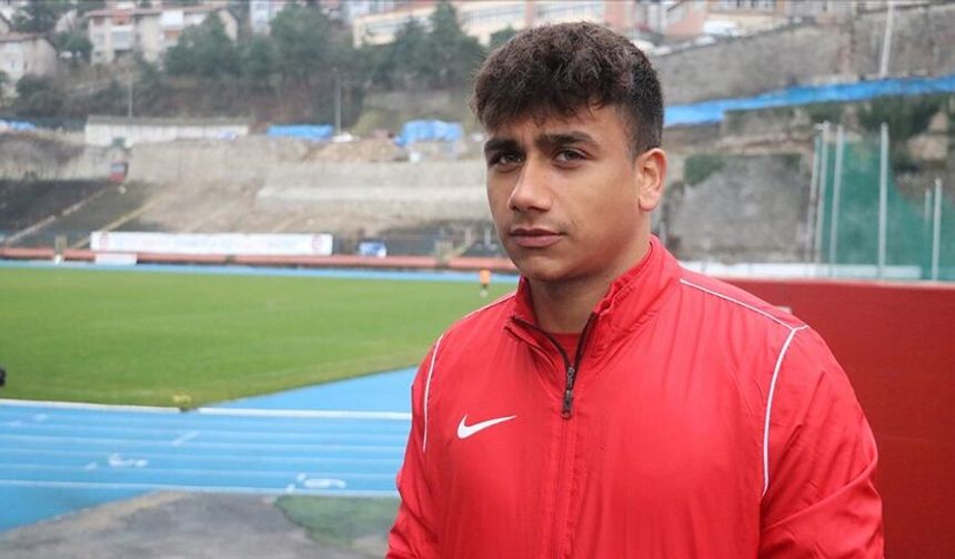 Futbolcu Oğuzhan Matur, Amed Sportif Faaliyetler'den ayrıldığını duyurdu