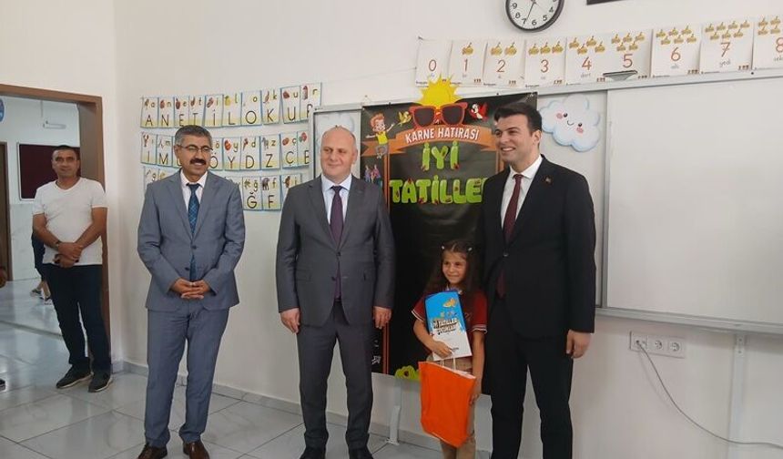 Diyarbakır Vali Yardımcısı Batuhan Taşgın Miniklerin Karne Heyecanına Ortak Oldu