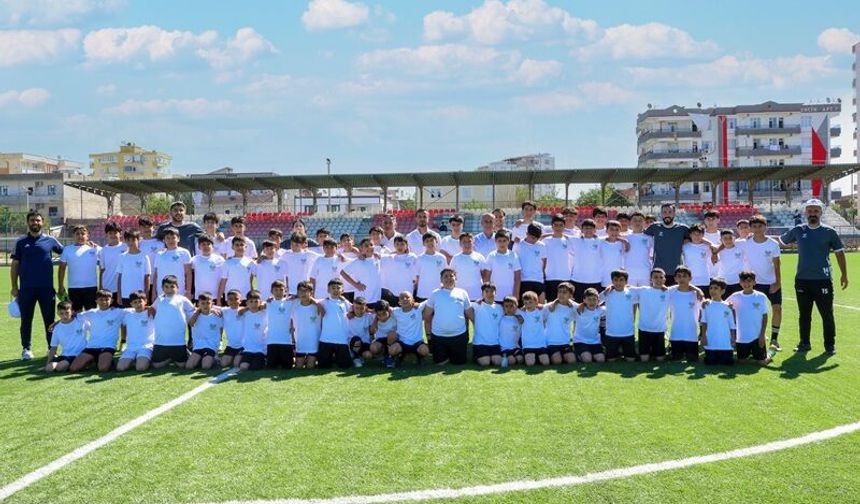 Yenişehir Belediyesi Yaz Spor Okulu Başladı