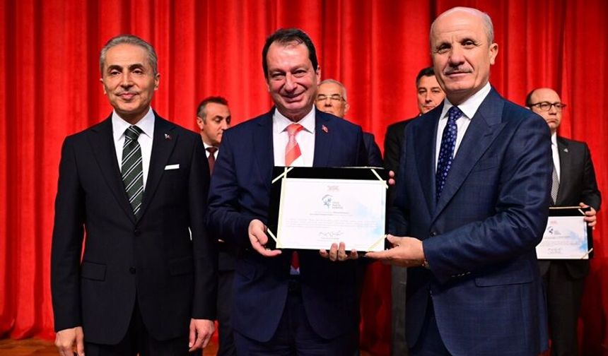 Dicle Üniversitesi’ne ‘’Spor Dostu Kampüs’’Belgesi