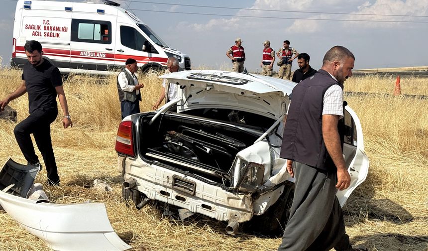 Şanlıurfa'da Otomobil Şarampole Devrildi: 4 Yaralı