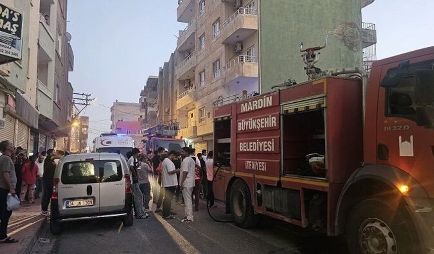 Apartman dairesinde çıkan yangın söndürüldü
