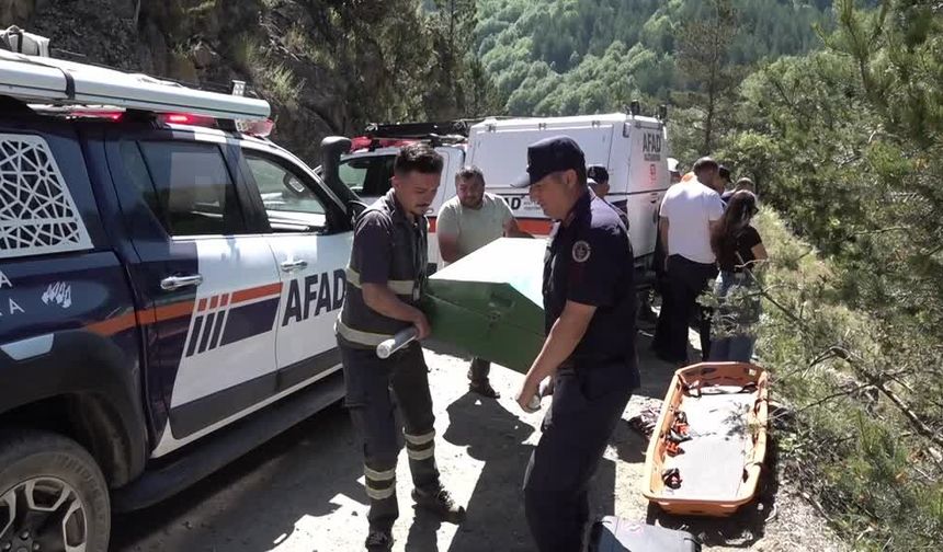 Kayıp iki arkadaşın acı sonu: Araç dere yatağında bulundu