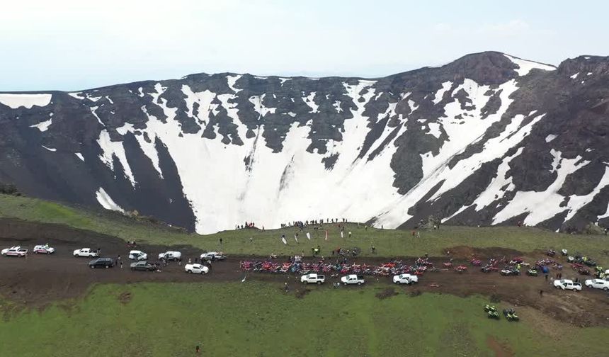 Ağrı’da iki volkanik dağda 121 kilometrelik mücadele