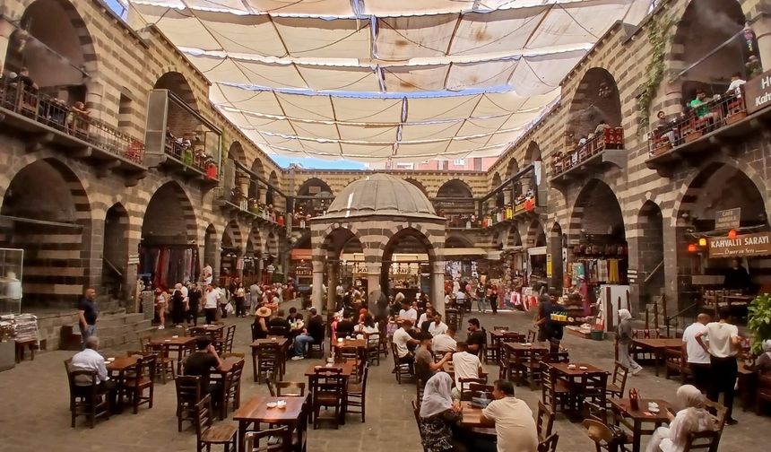 41 Derecede Nefes Aldıran Durak! Diyarbakır'da Turistlerin Yeni Rotası Hasanpaşa Hanı